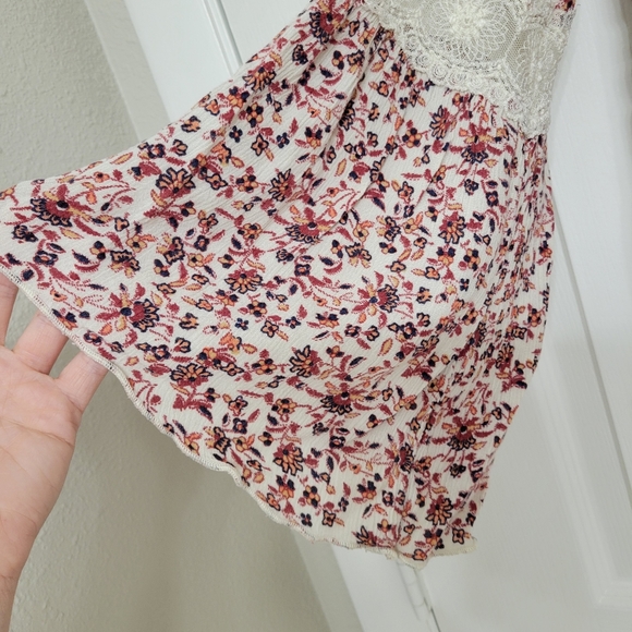 Hollister small floral peasant lace blouse bell sleeves boho prarie red - Picture 8 of 9
